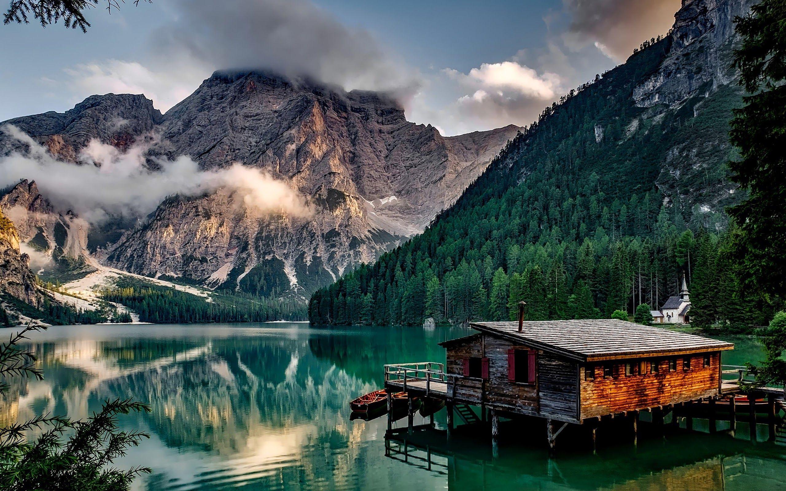 2560x1600 Lake Mountains Nature Cottage 4K Wallpaper