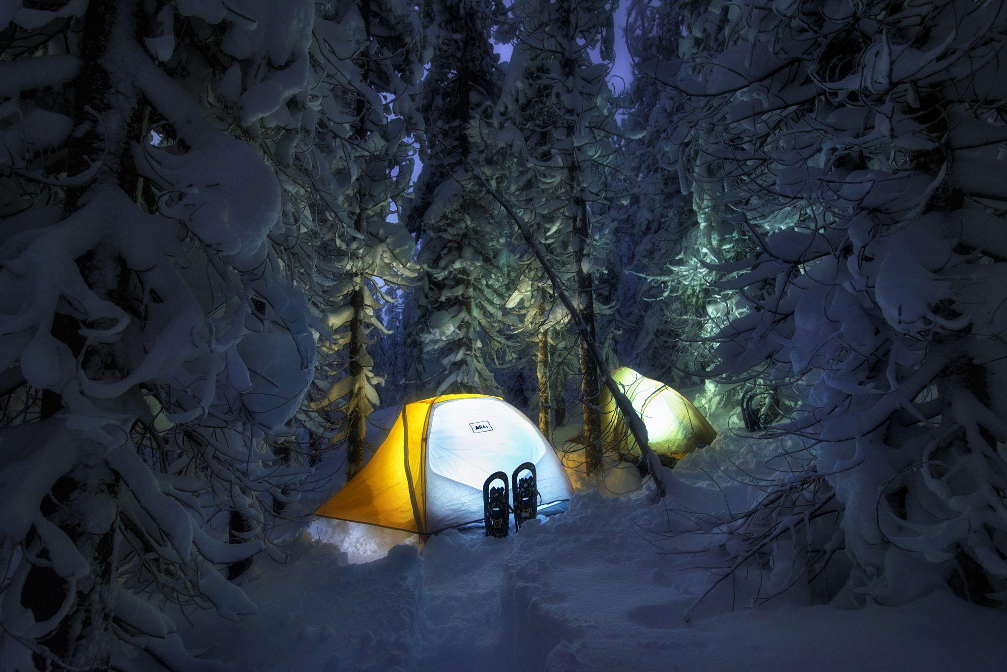 2048x1367 Camping Wallpaper