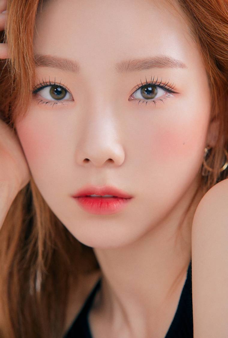 760x1123 Taeyeon Wallpaper