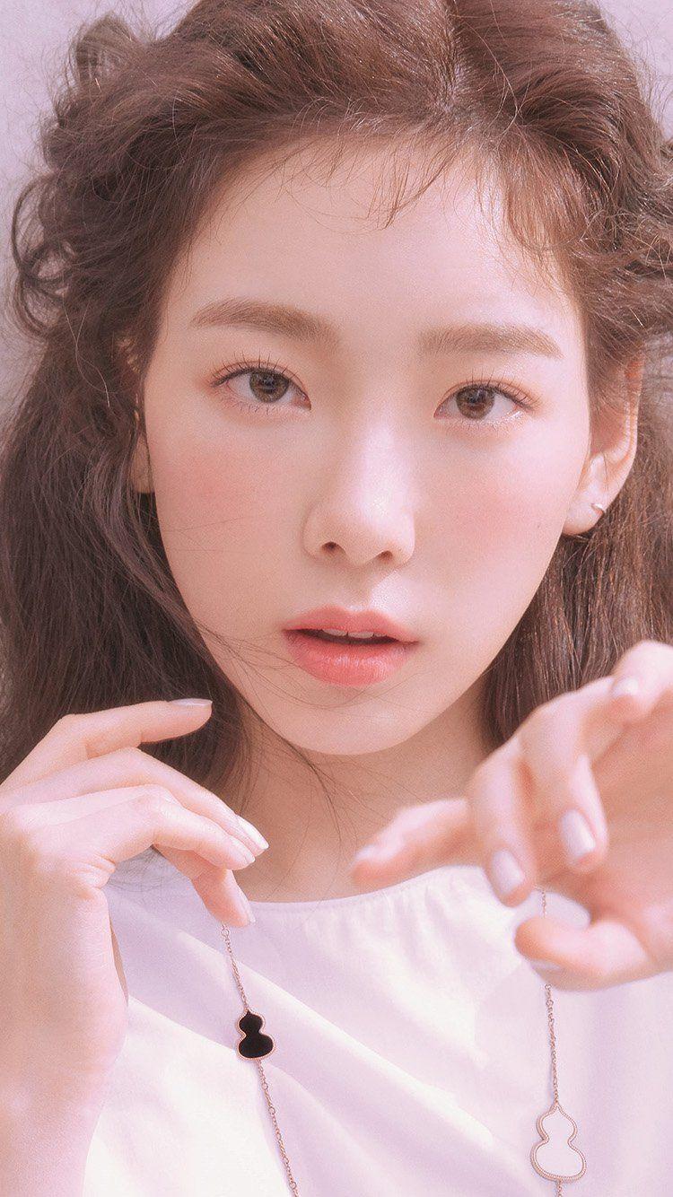 750x1334 iPhone7 wallpaper. girl kpop snsd taeyeon pink