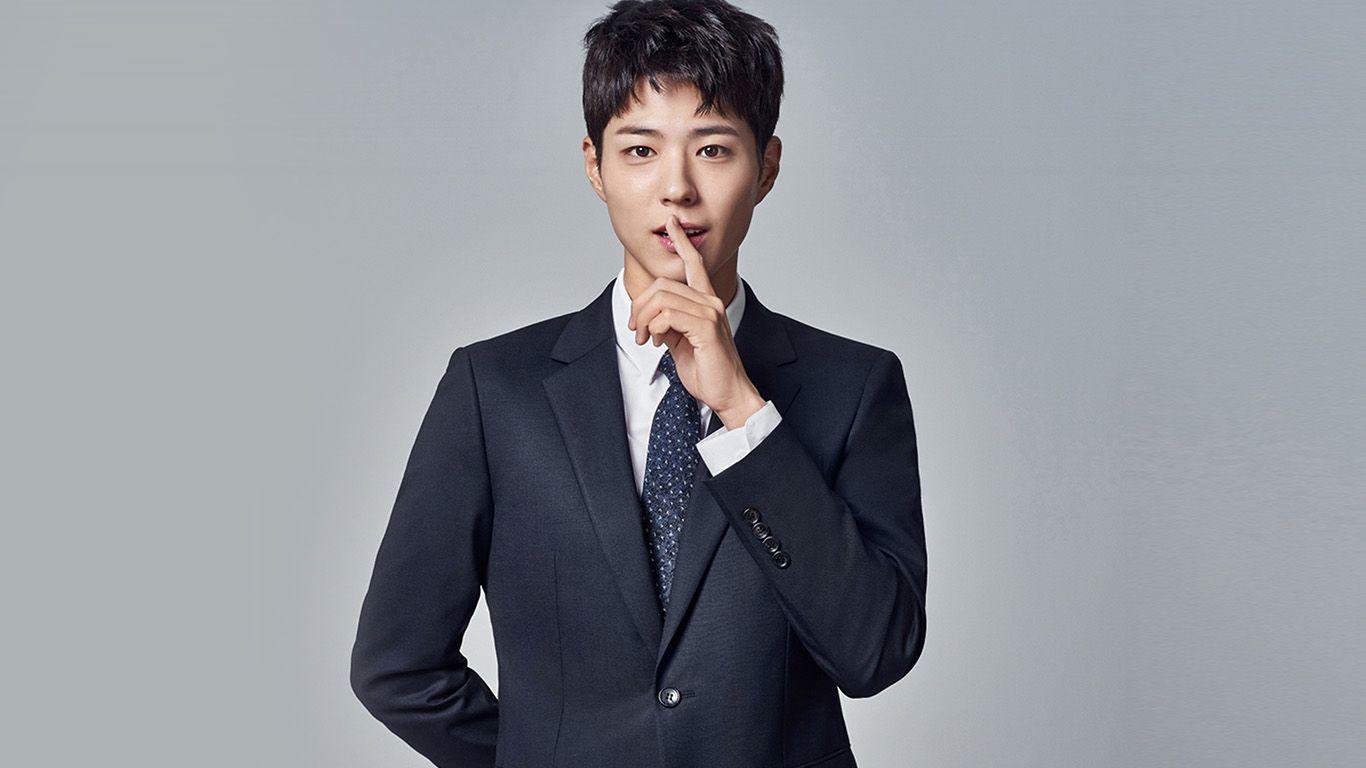 1366x768 Park Bo Gum Wallpaper