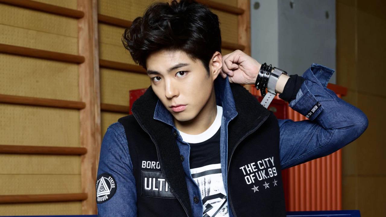 1280x720 Park Bo Gum Wallpaper