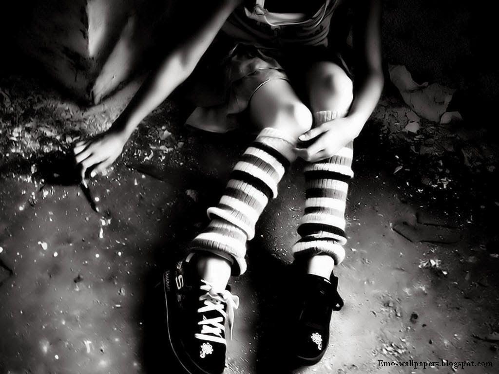 1024x768 Emo Wallpaper.in