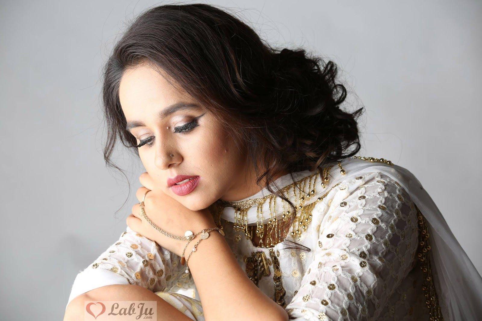 1600x1066 Sunanda Sharma Wallpaper & Photo