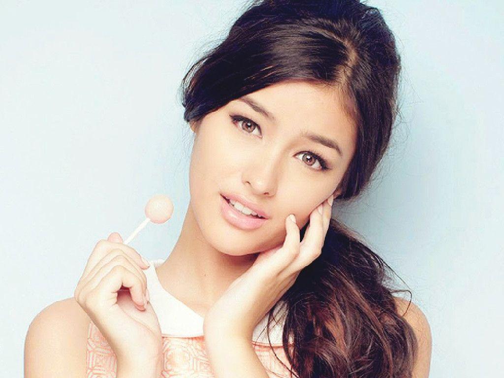 1024x768 Hope Elizabeth Soberano