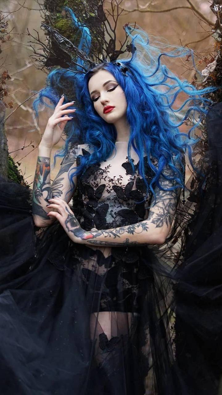 720x1280 Gothic girl wallpaper