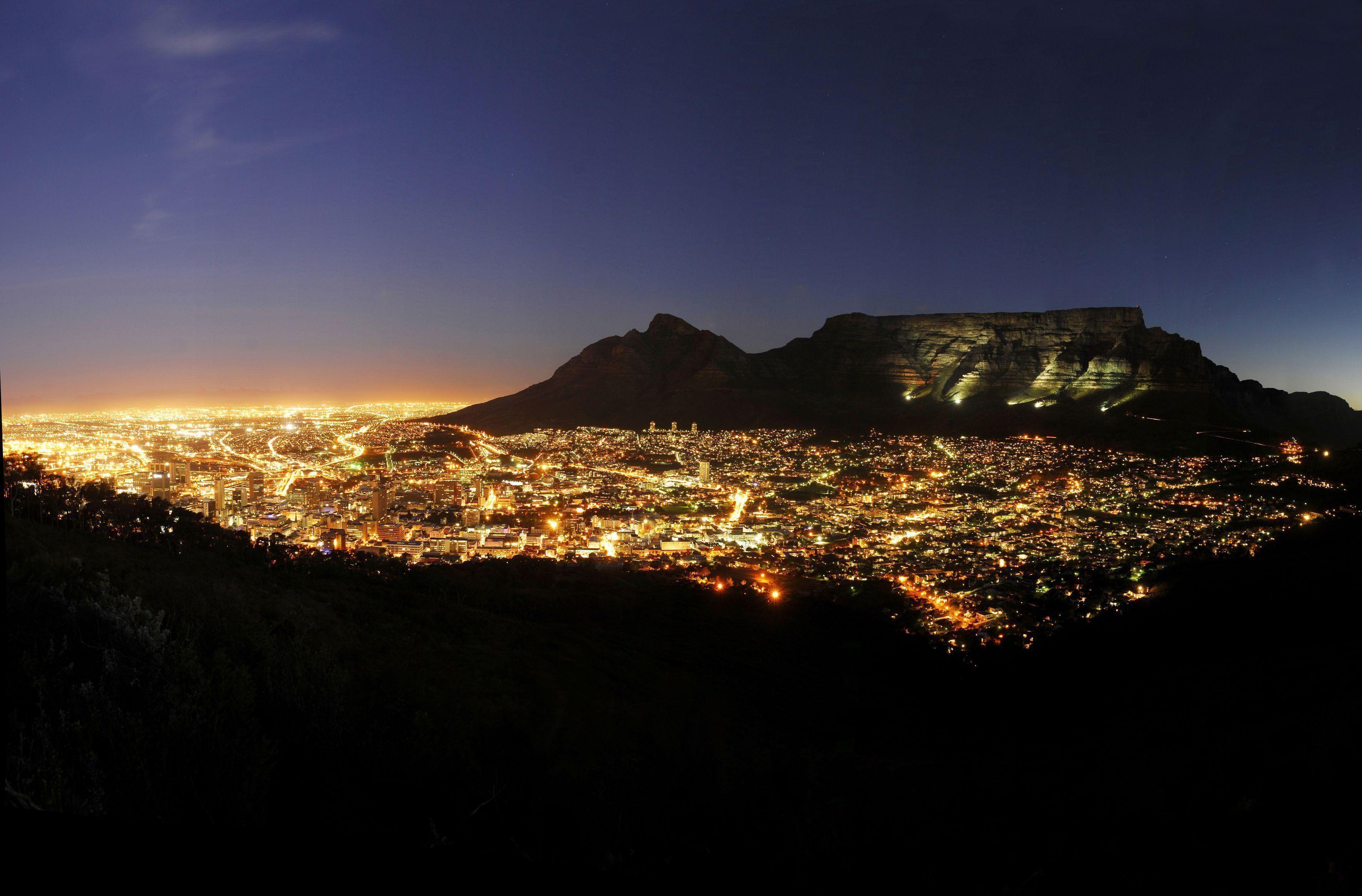 3543x2331 Africa at Night .