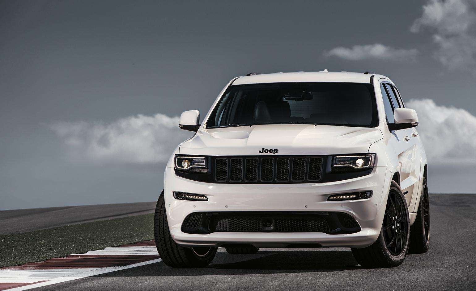 1540x944 Jeep Srt Wallpaper 4k