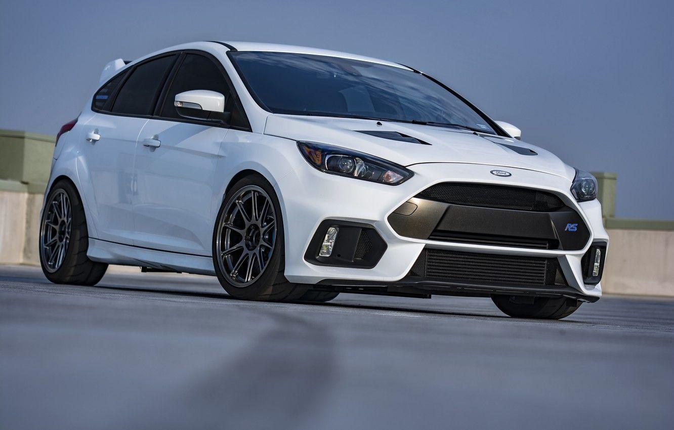 1332x850 White Ford Wallpaper