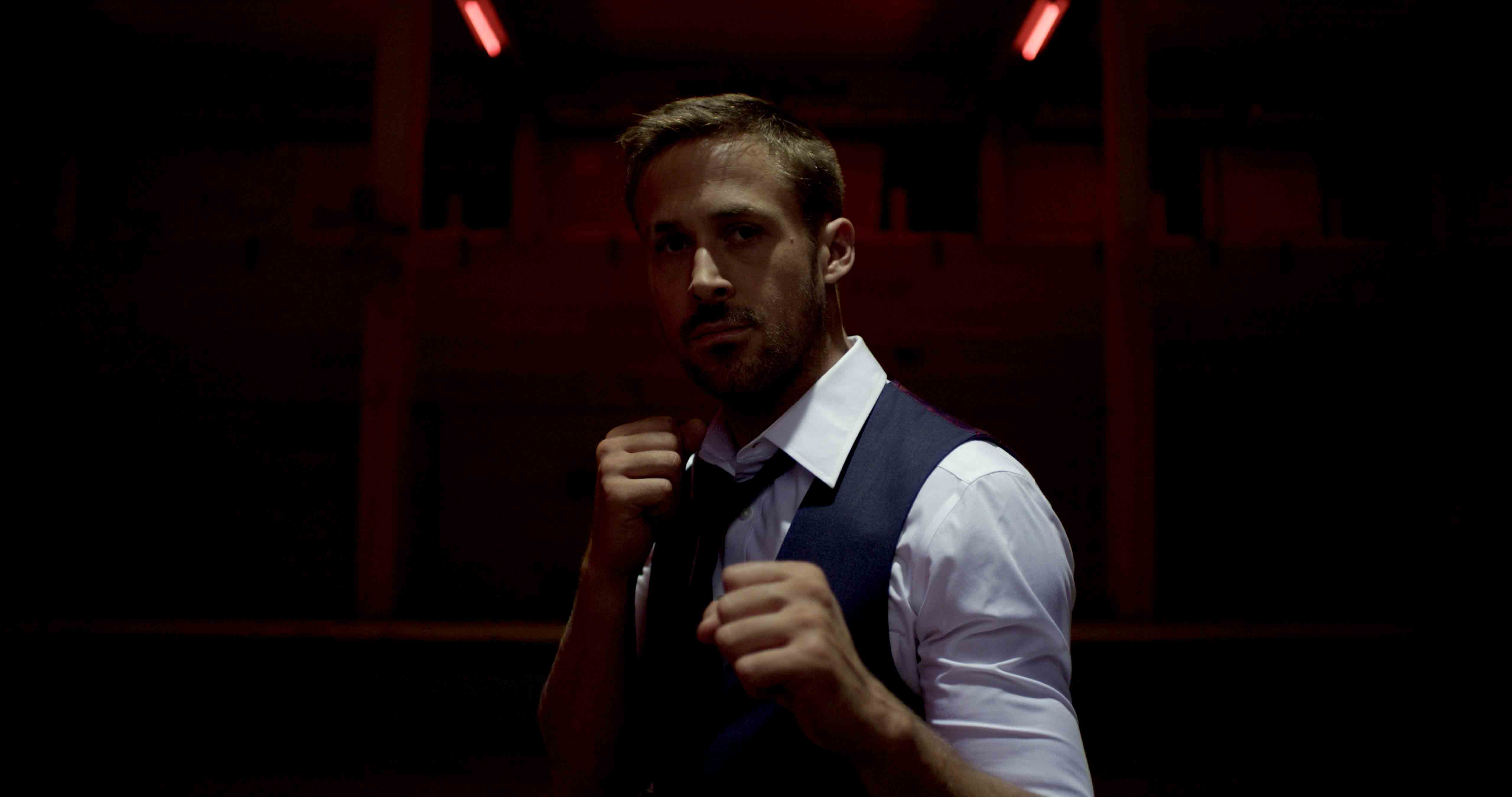 5120x2700 ONLY GOD FORGIVES Image. ONLY GOD FORGIVES Stars Ryan Gosling and Kristin Scott Thomas