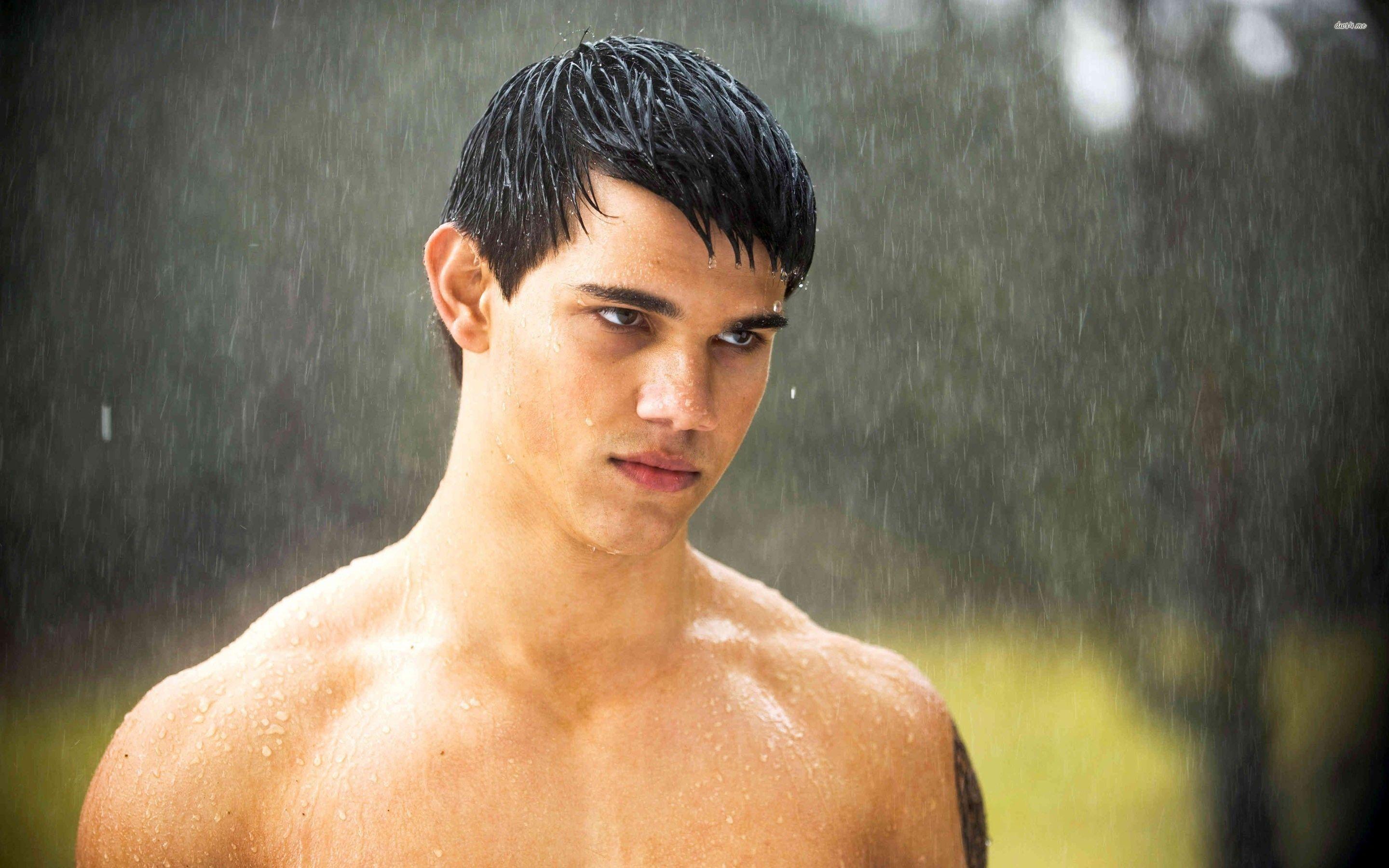 2880x1800 Jacob Black Wallpaper .