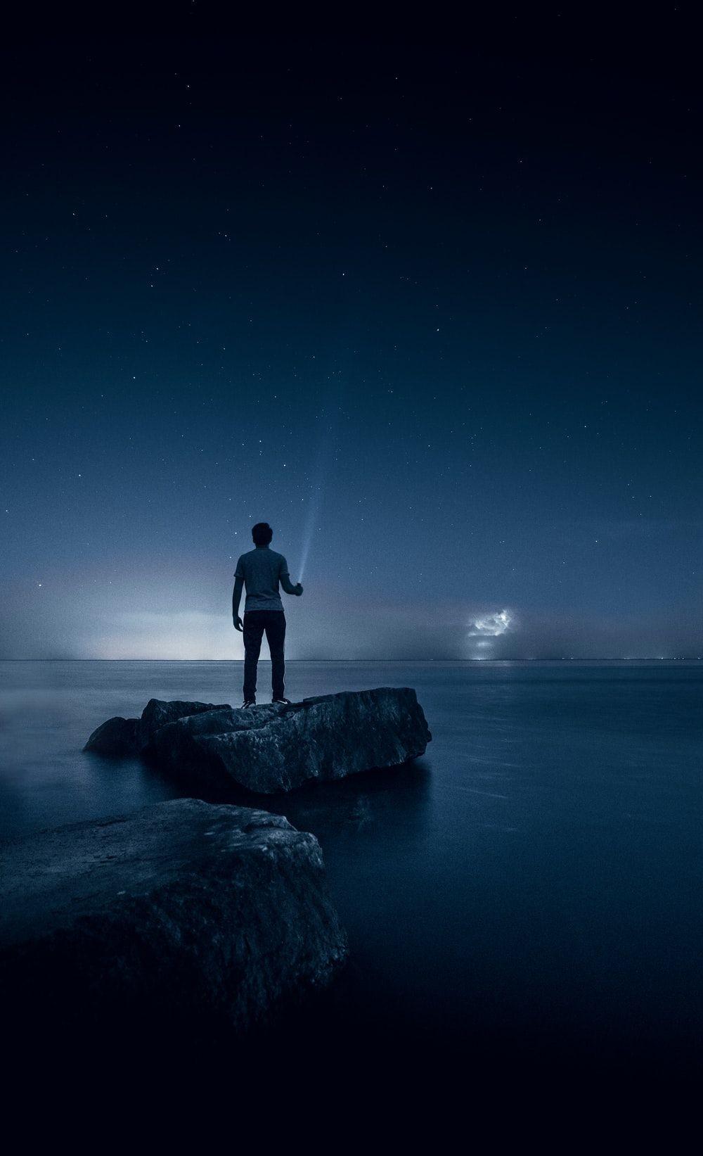 1000x1643 Alone Picture & Image [HD]. Download Free Image