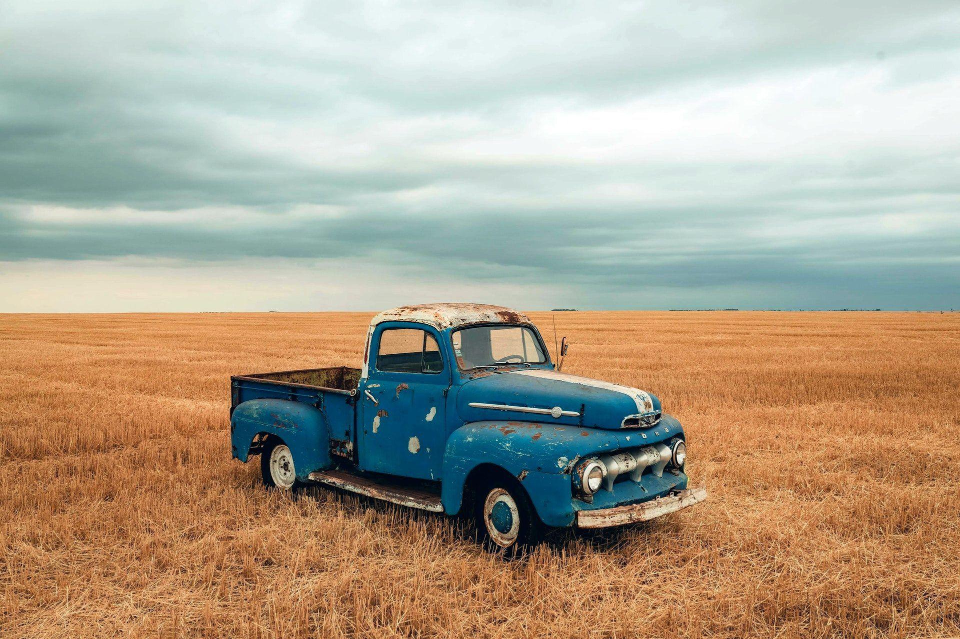Blue Truck Wallpapers - Top Free Blue Truck Backgrounds - WallpaperAccess
