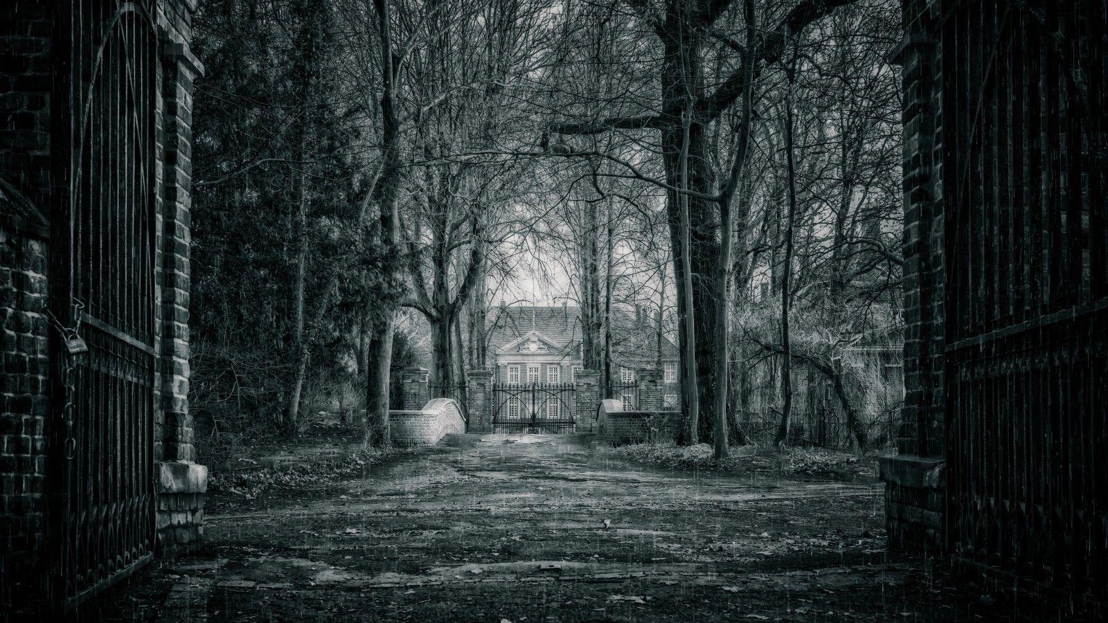 1600x900 Download 1600x900 Mystical House, Monochrome, Garden, Mansion, Gate, Fence, Thriller Wallpaper