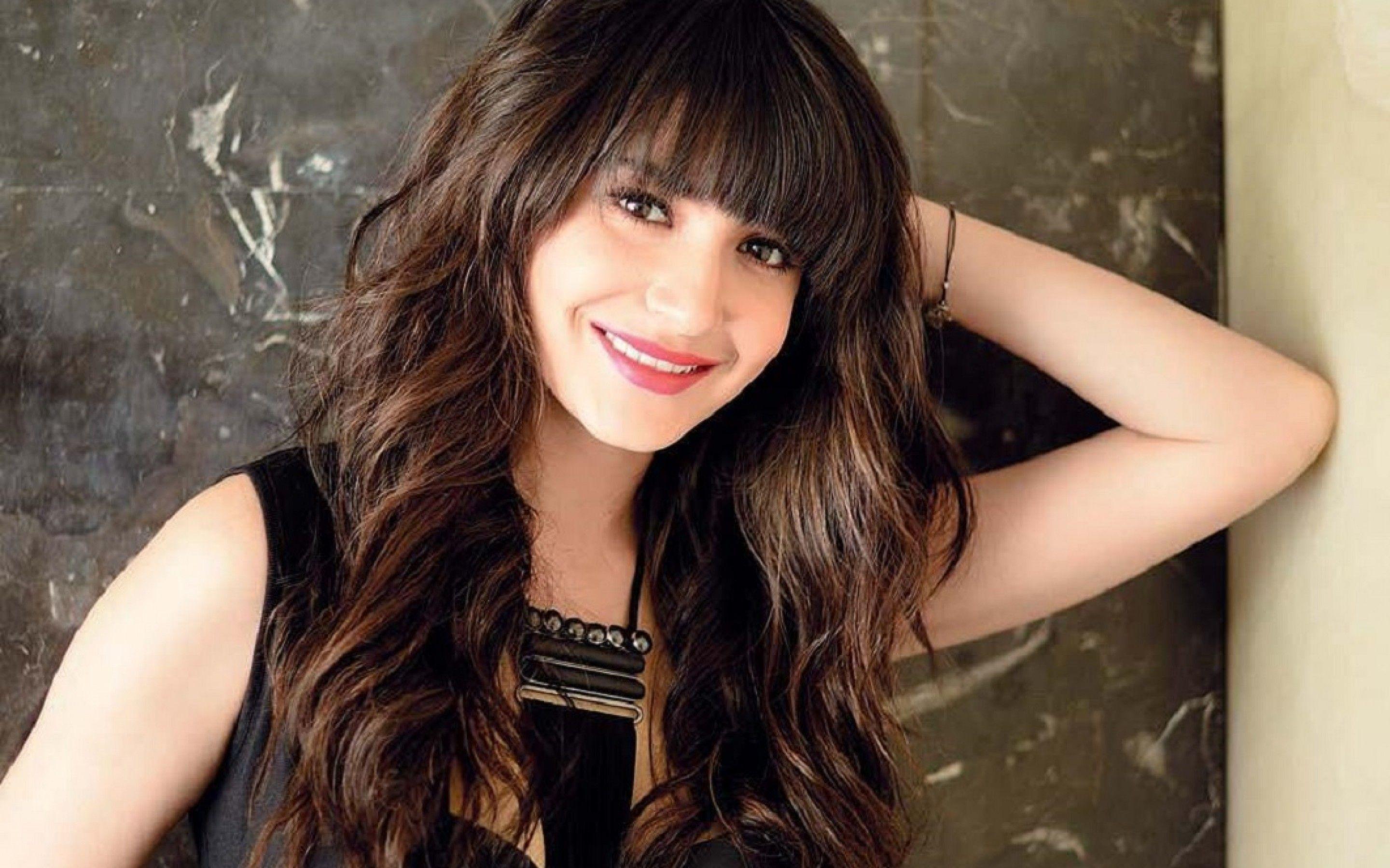 2880x1800 Anushka Sharma Top Best Image And Wallpaper HD