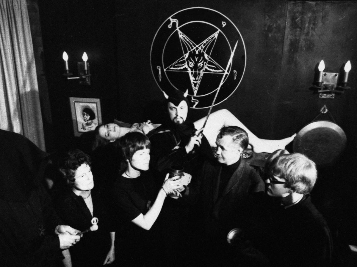 1200x900 Satanists threw a public sculpture unveiling in Detroit, chanting “Hail Satan”