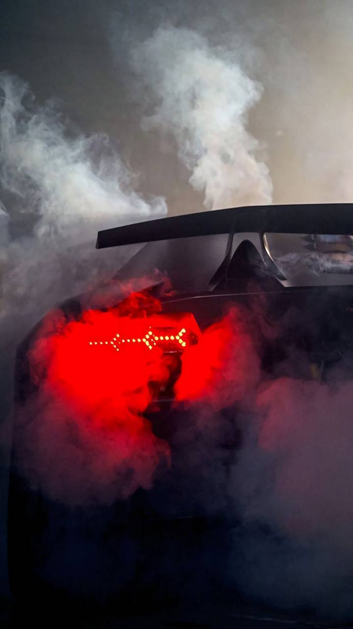 720x1280 Lamborghini Drift wallpaper