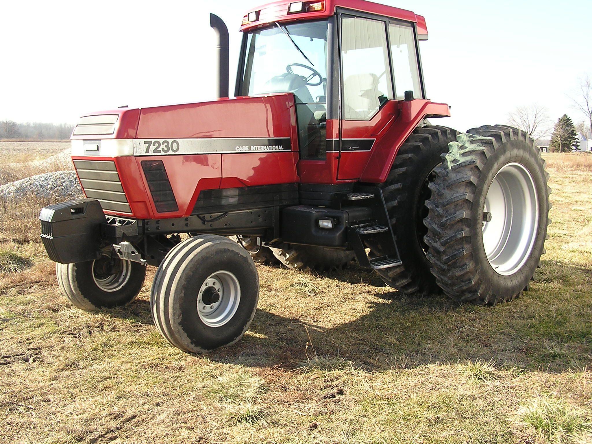 2048x1536 International Harvester Wallpaper Border