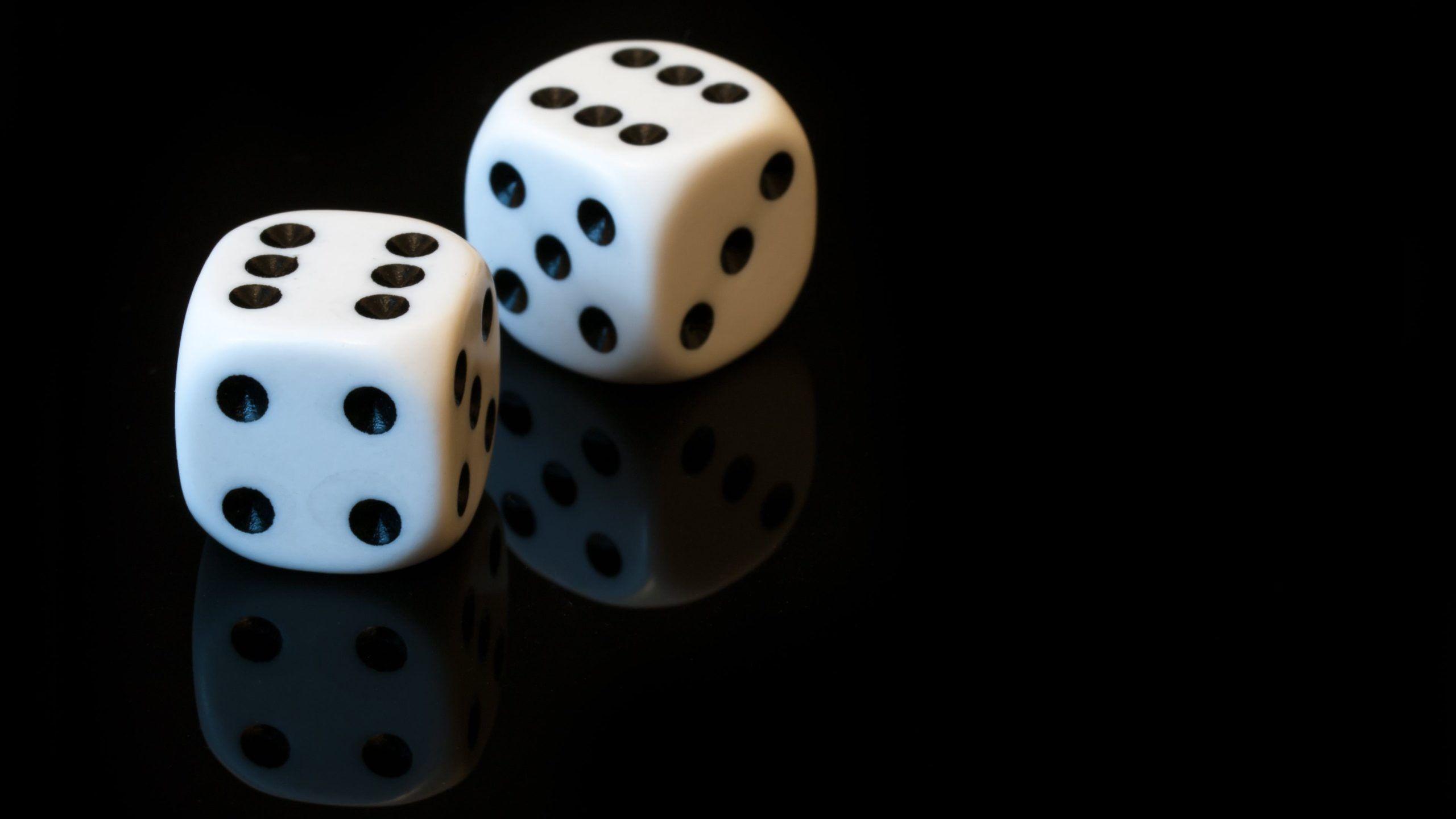 2560x1440 Dice Image & Wallpaper