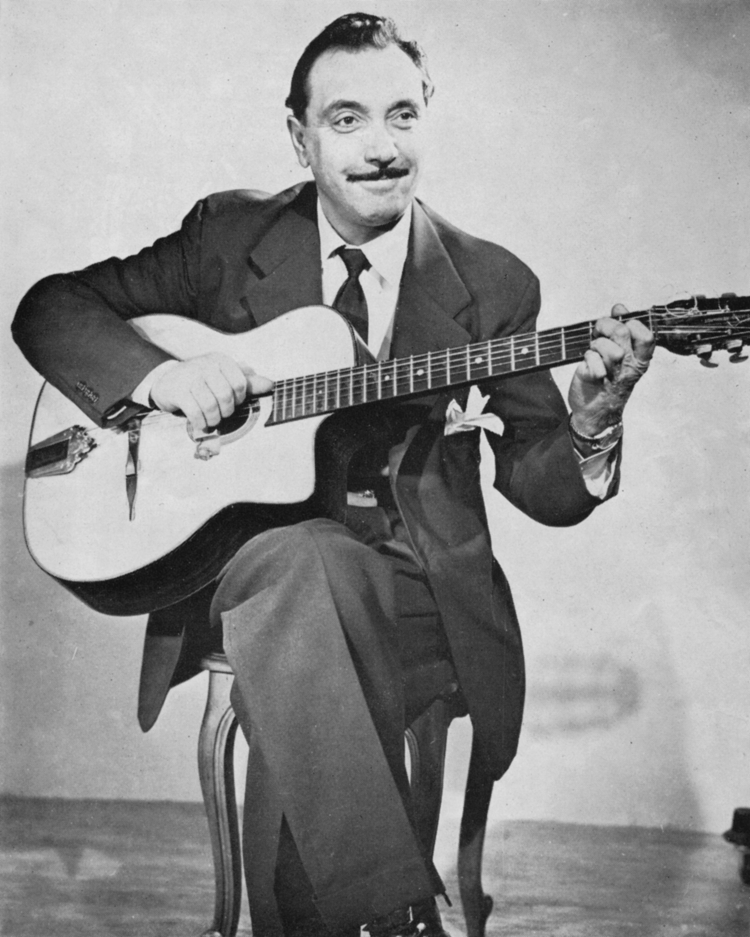2400x3000 Django Reinhardt .