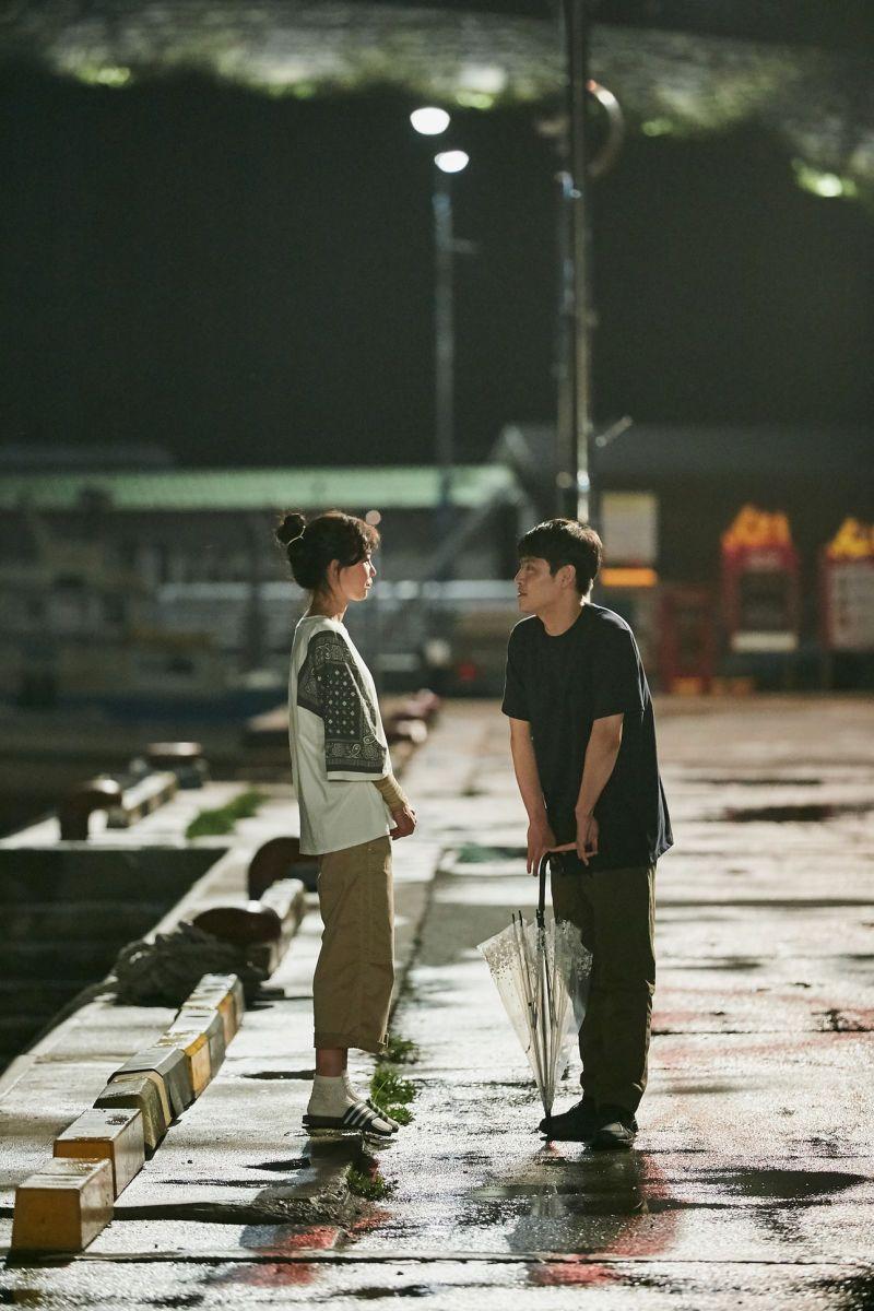 800x1200 When the camellia blooms viewership ratings #GongHyoJin #kanghaneul #WhentheCamelliaBlooms. 영화 포스터, 포즈 참조, 영화 배경화면
