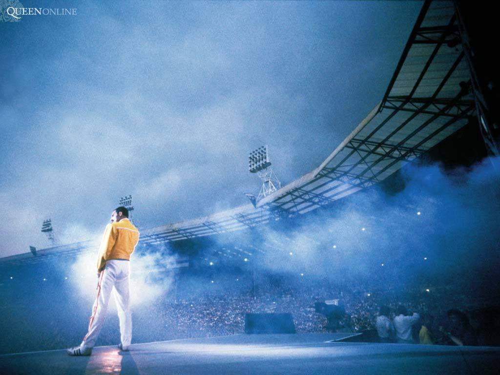 Freddie Mercury Live Aid Wallpapers - Top Free Freddie Mercury Live Aid  Backgrounds - WallpaperAccess