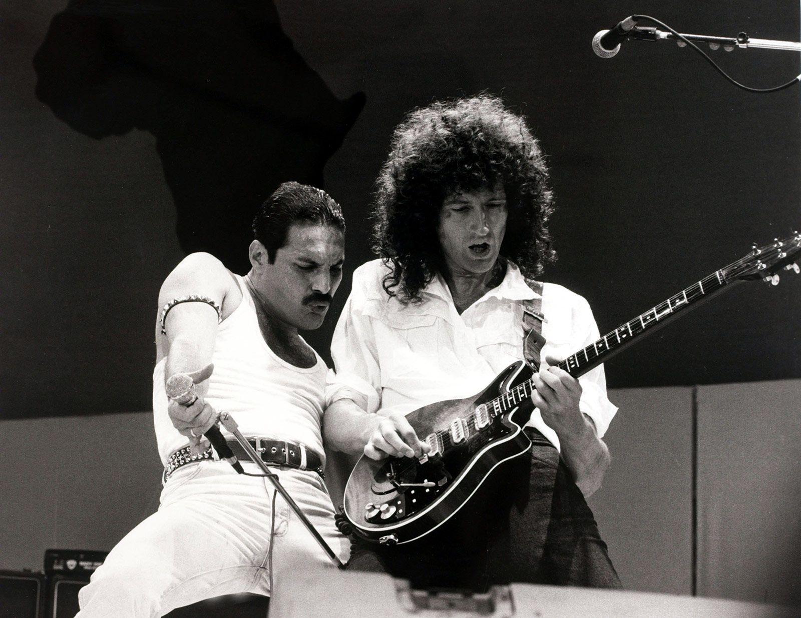 1600x1235 years later, Queen's Live Aid performance is still pure magic