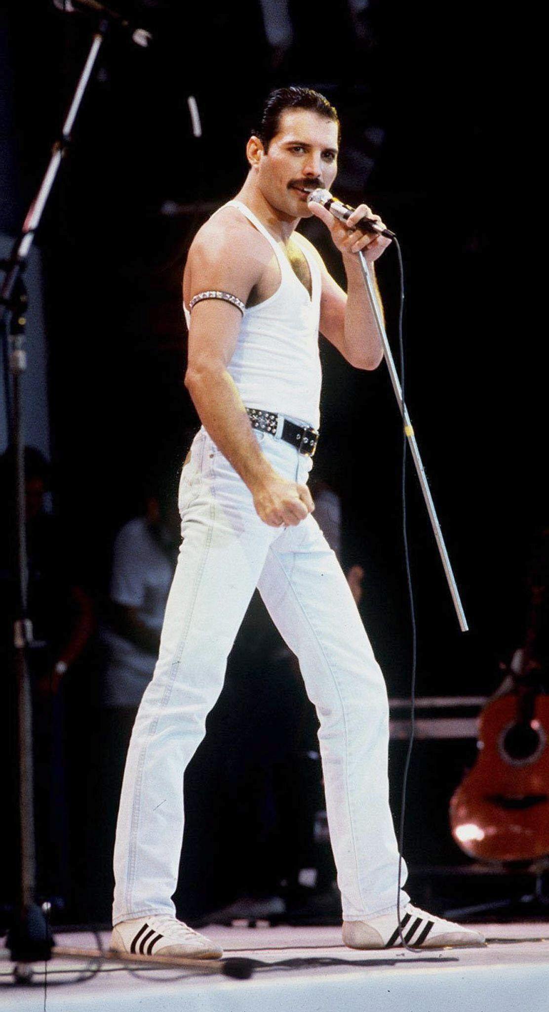 1112x2048 Sonidos. Queen freddie mercury, Freddie mercury, Queen lead singer