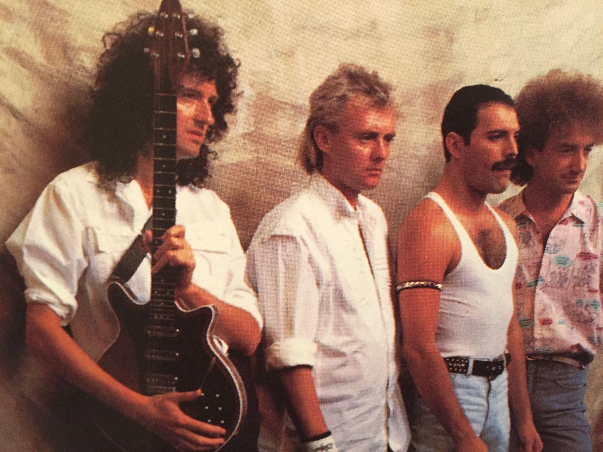 2048x1536 Queen Live Aid Wallpaper
