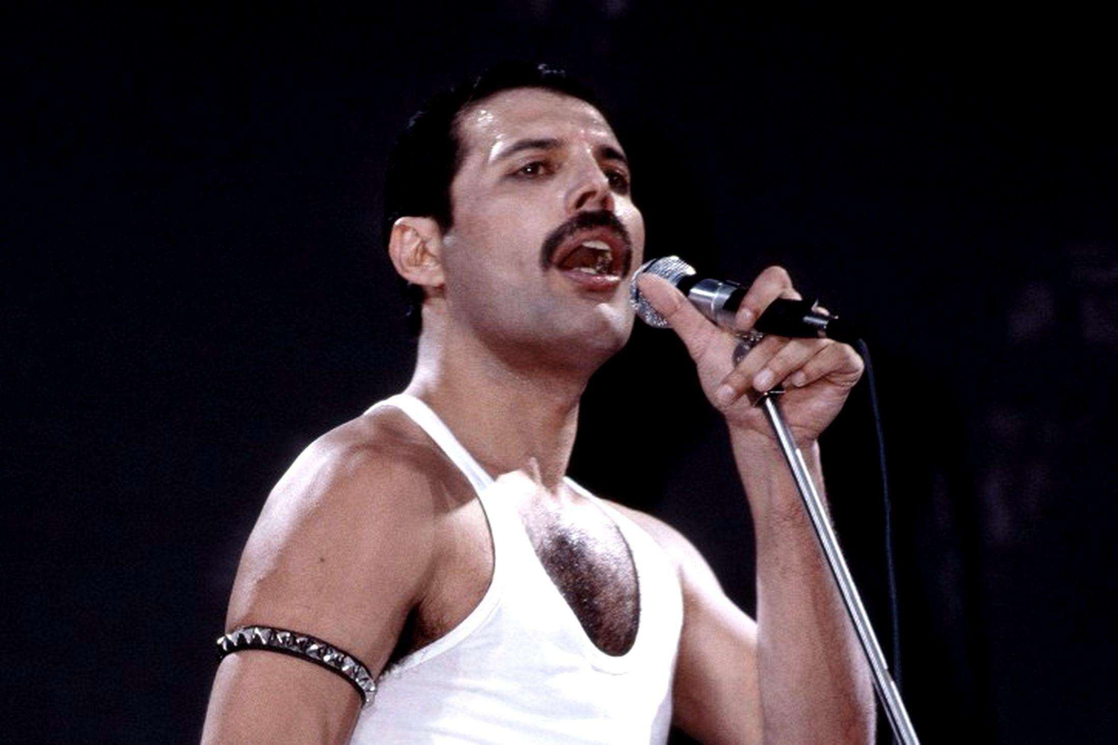 2197x1465 Live Aid (1985)