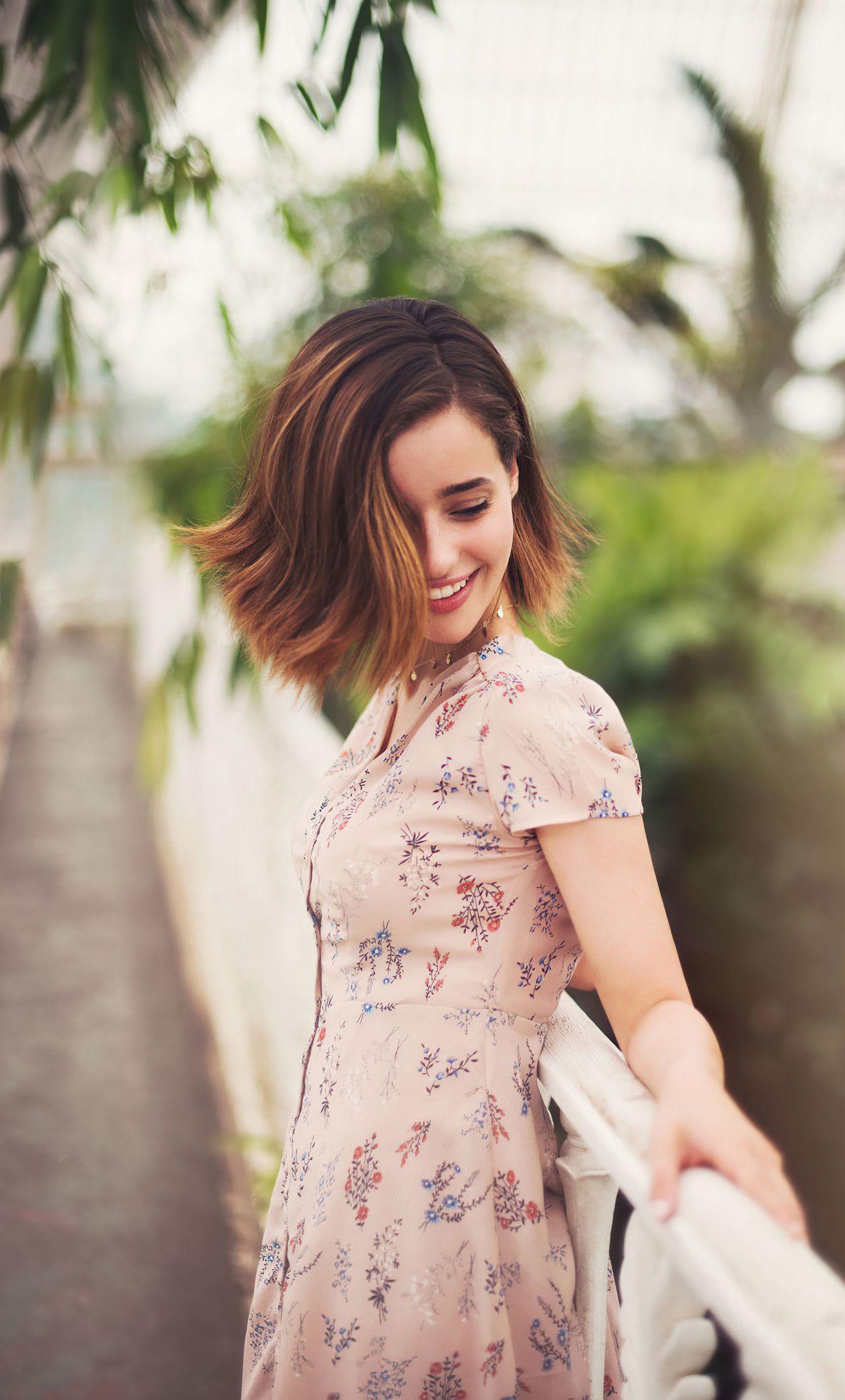 1280x2120 Holly Earl Smiling 2021 iPhone HD 4k Wallpaper, Image, Background, Photo and Picture