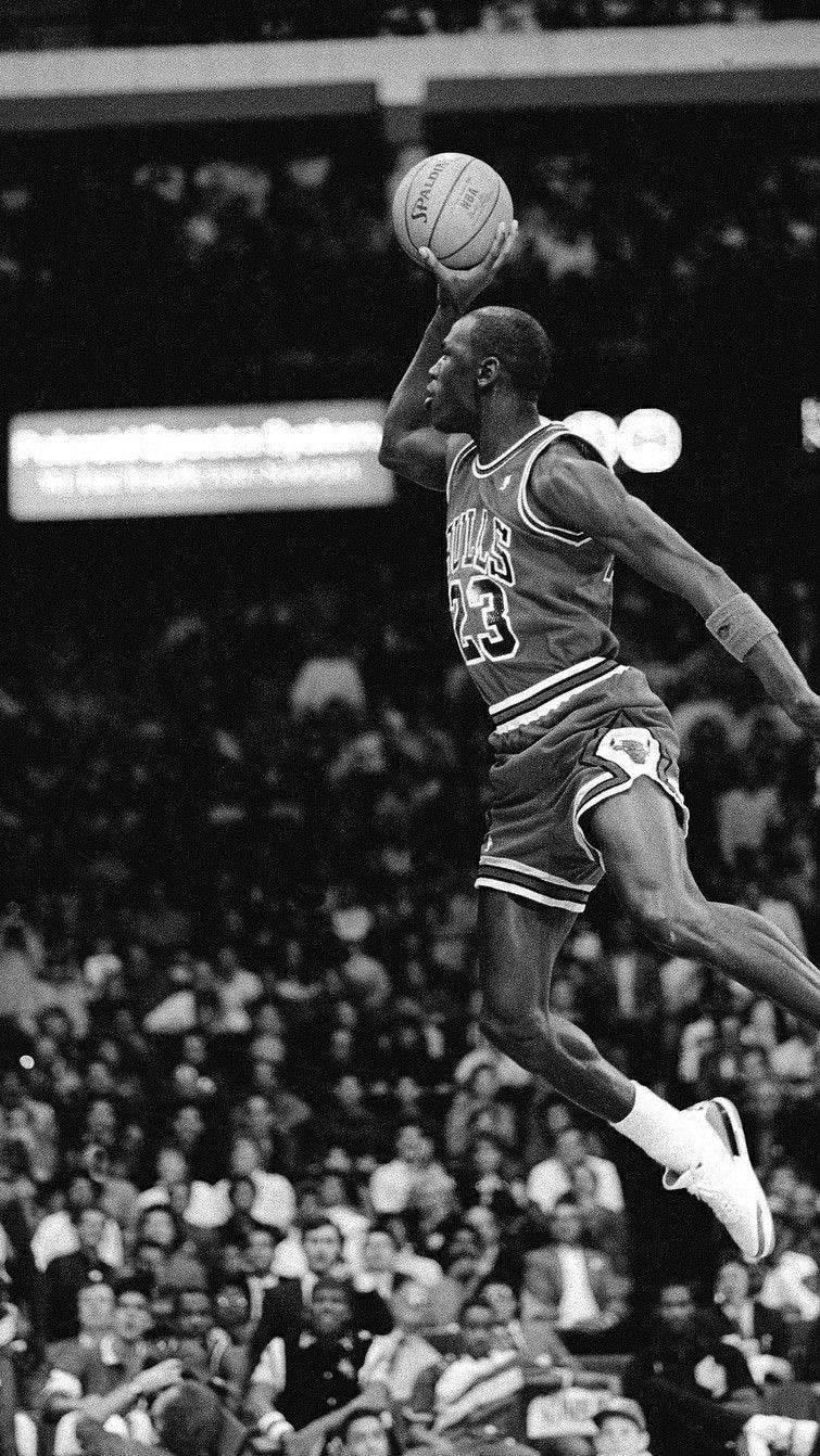 755x1342 Michael Jordan Wallpaper Black And White