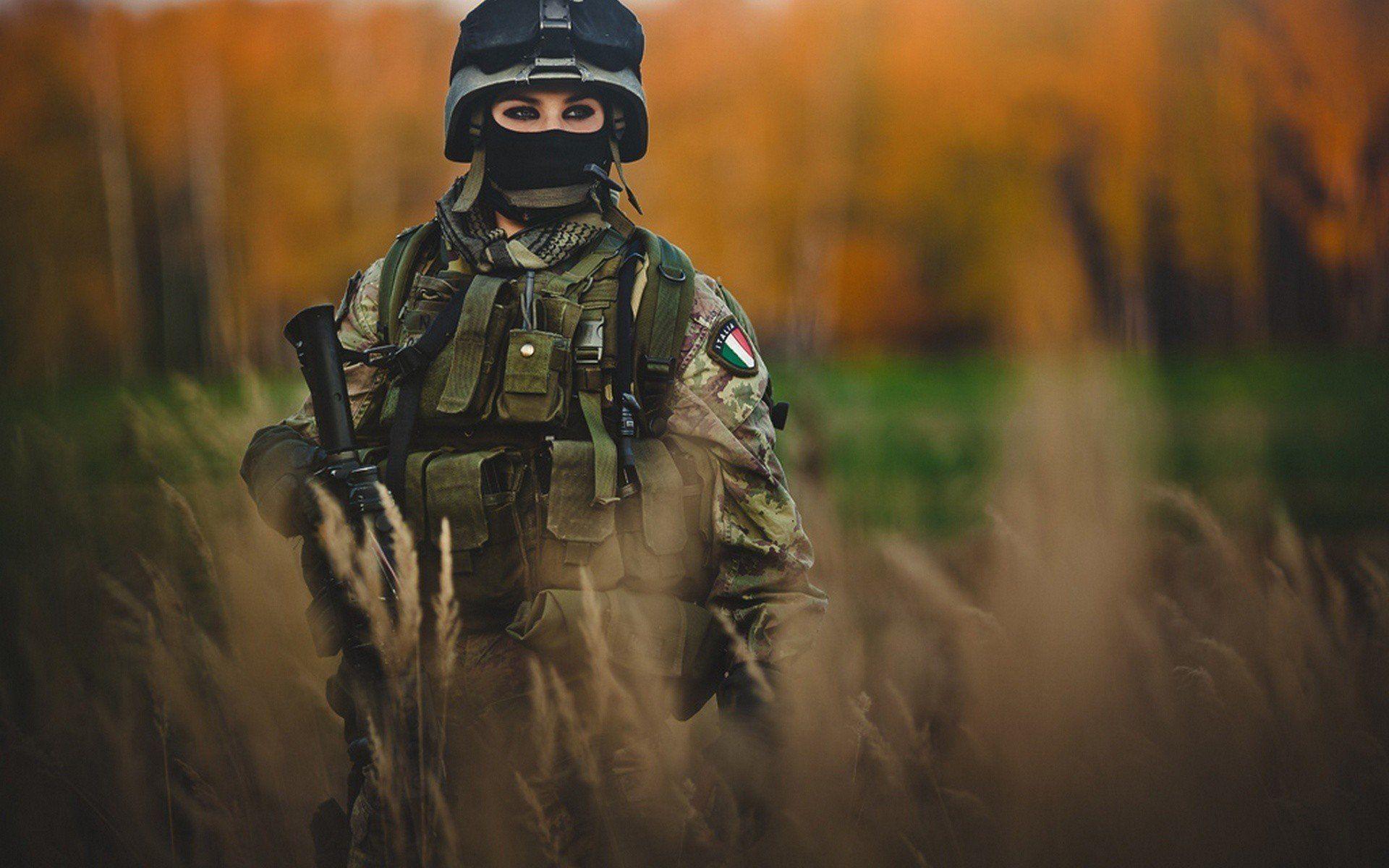 1920x1200 Army Girls Wallpaper