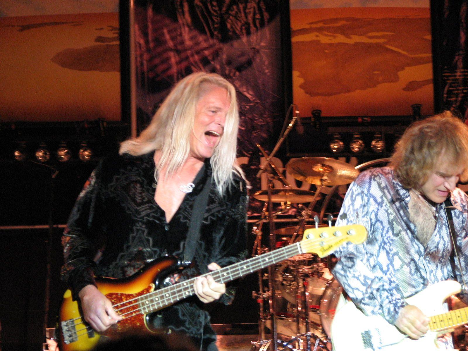 1600x1200 Dave Amato