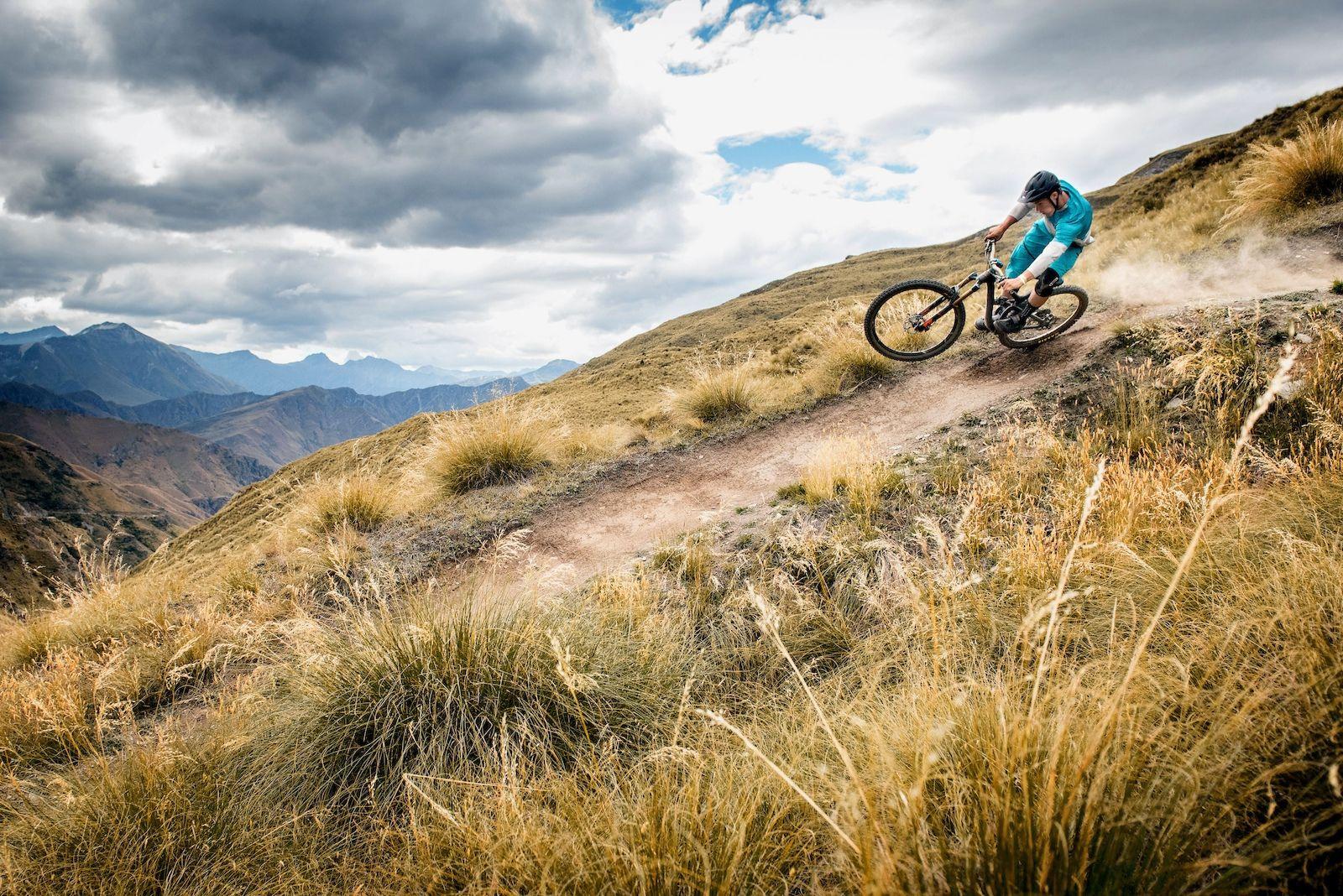 1600x1068 Yeti Bike Wallpaper .