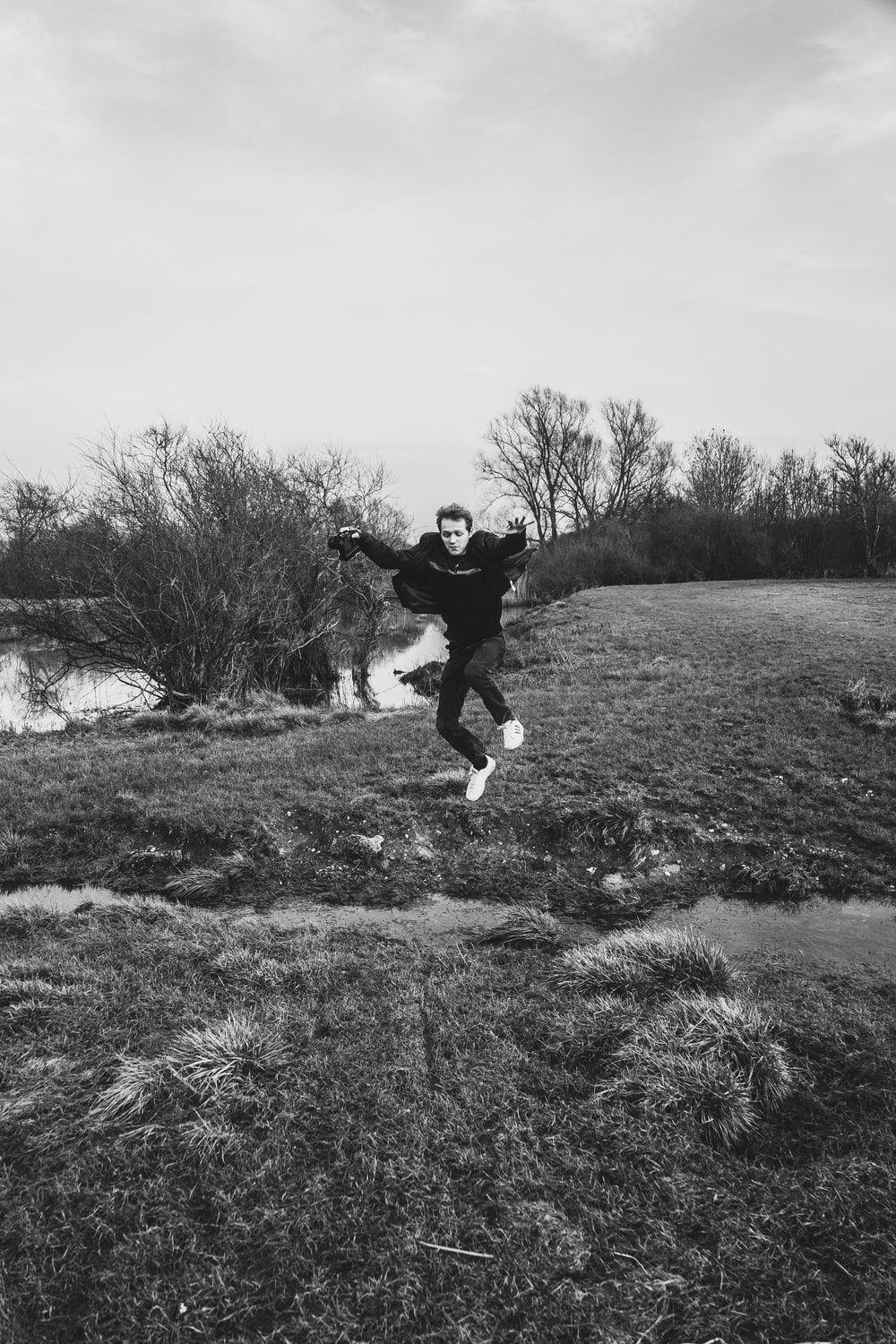 1000x1500 Action Photo Picture. Download Free Image