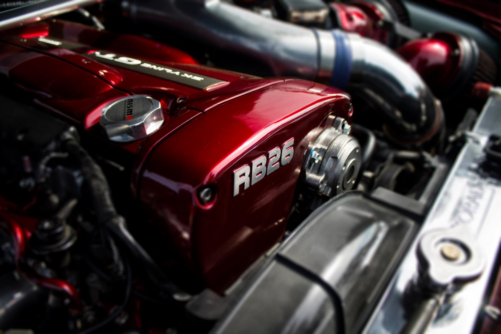 2048x1366 Engine Bay Wallpaper