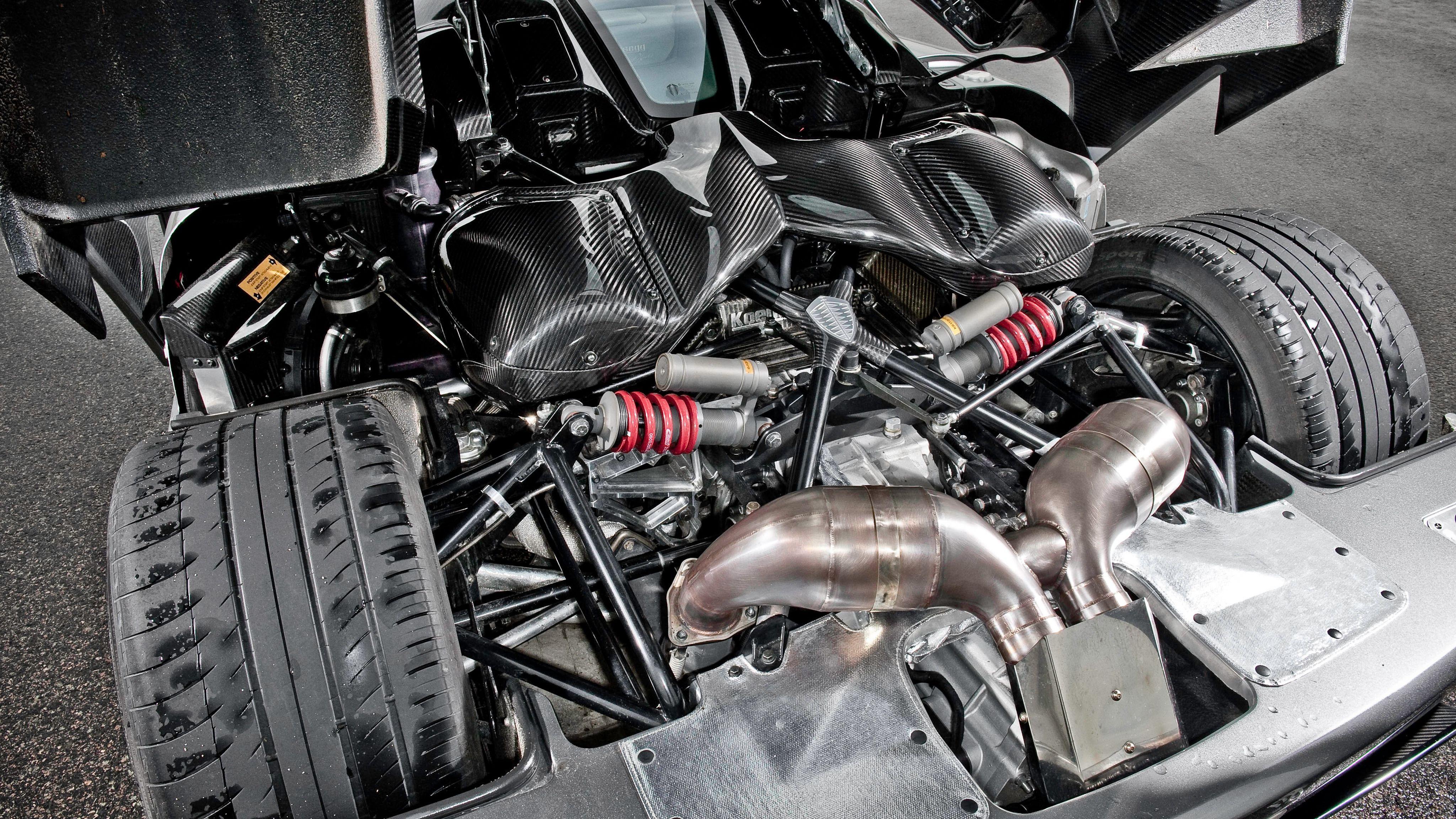 4096x2304 4K Engine Bay Wallpaper .