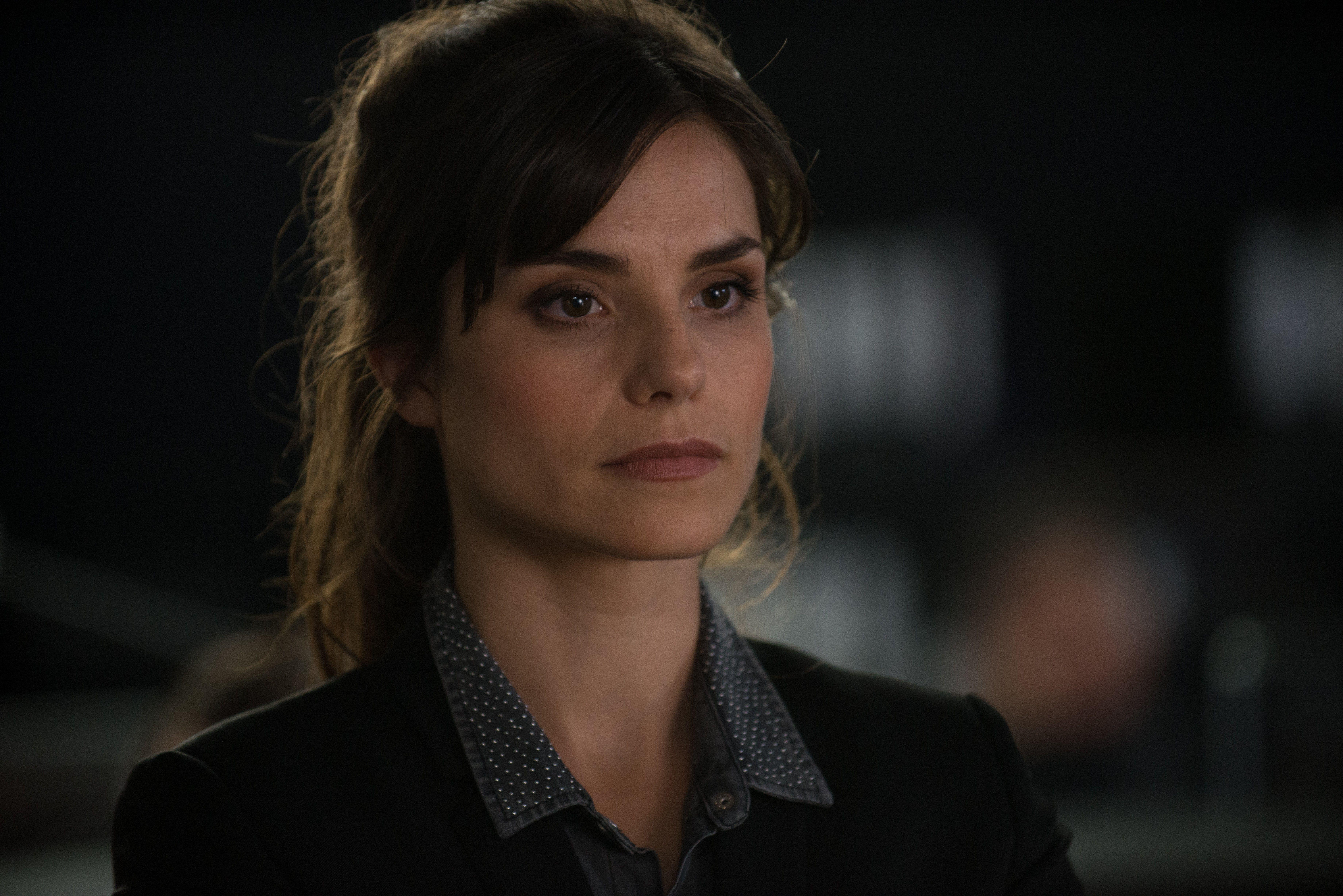 7360x4912 Charlotte Riley Wallpaper:7360x4912