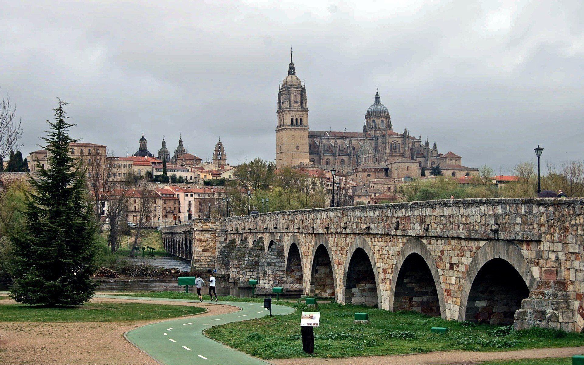 1920x1200 Download wallpaper Salamanca, Spain, Roman bridge, River Tormes, Salamanca Cathedral for desktop with resolution 1920x1200. High Quality HD picture wallpaper
