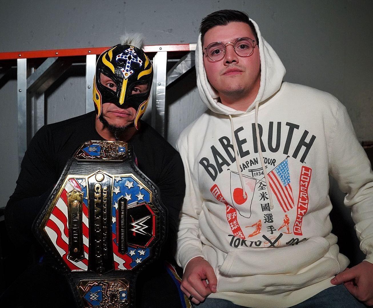 1306x1079 New United States Champion Rey Mystero with Son Dominic November 2019 2019. Wrestling wwe, Wwe champions, Wwe wrestlers