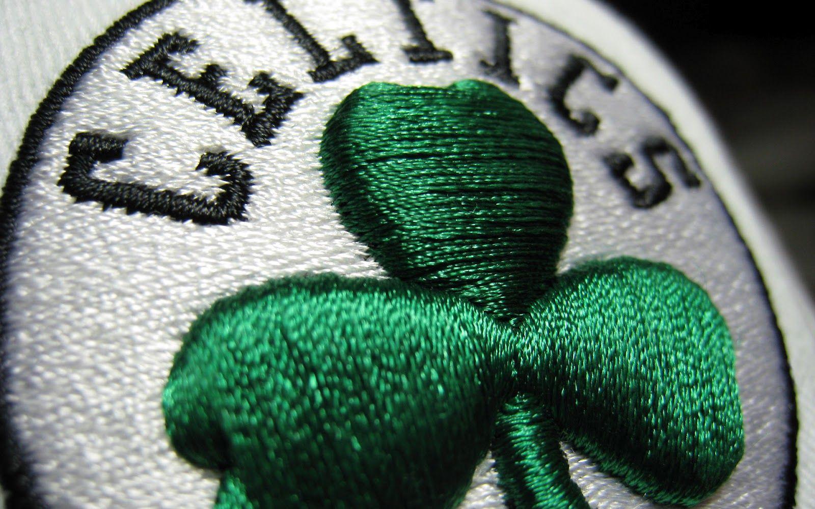 1600x1000 Desktop Wallpaper: Boston Celtics Basketball Team Logo Desktop Wallpaper