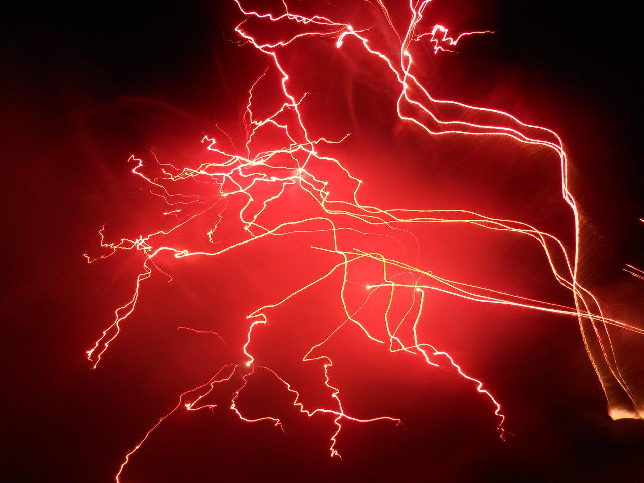 Red And Blue Lightning Wallpapers Top Free Red And Blue Lightning Backgrounds Wallpaperaccess