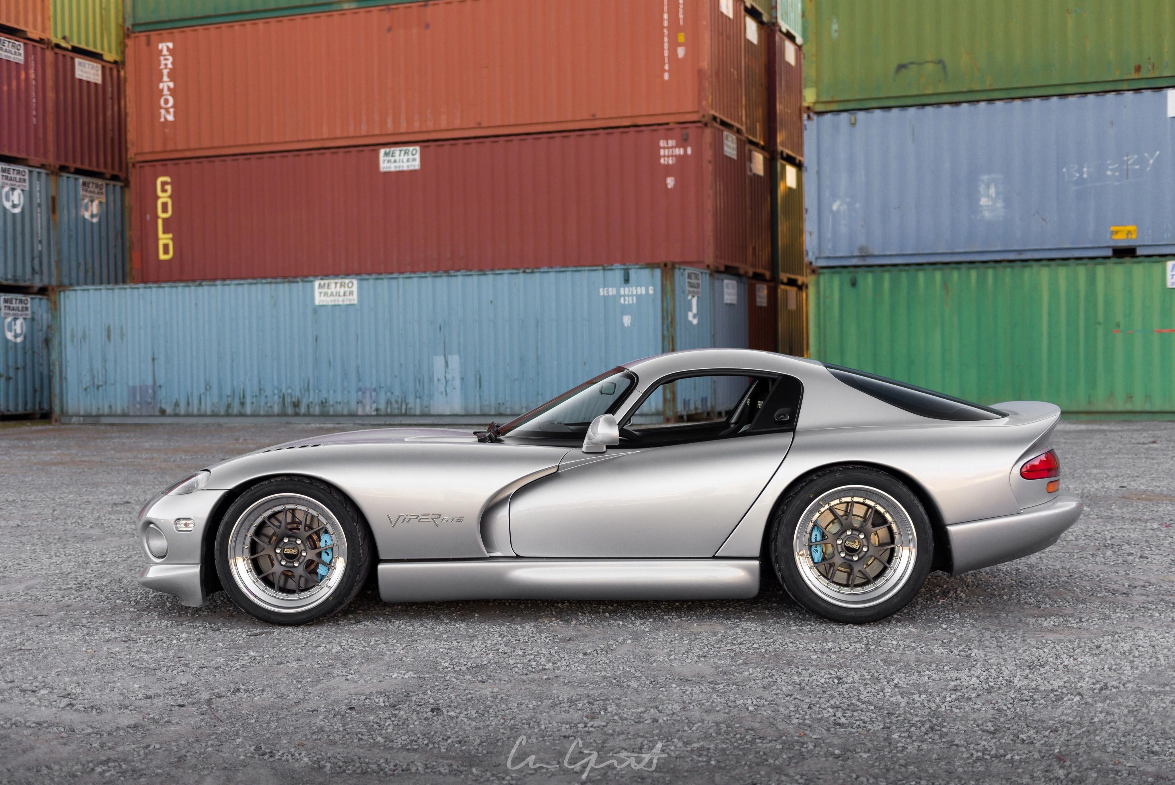 4096x2736 Your Ridiculously Awesome Dodge Viper Wallpaper Are Here #Dodgecoolautomobiles. Dodge viper, Dodge, Classic cars