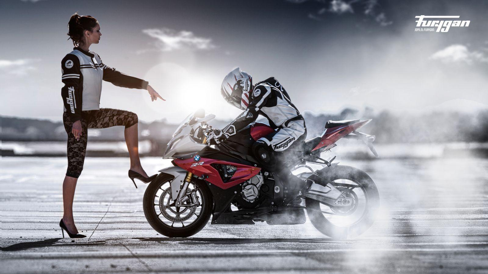 1600x900 Motorcycle Burnout Desktop Wallpaper