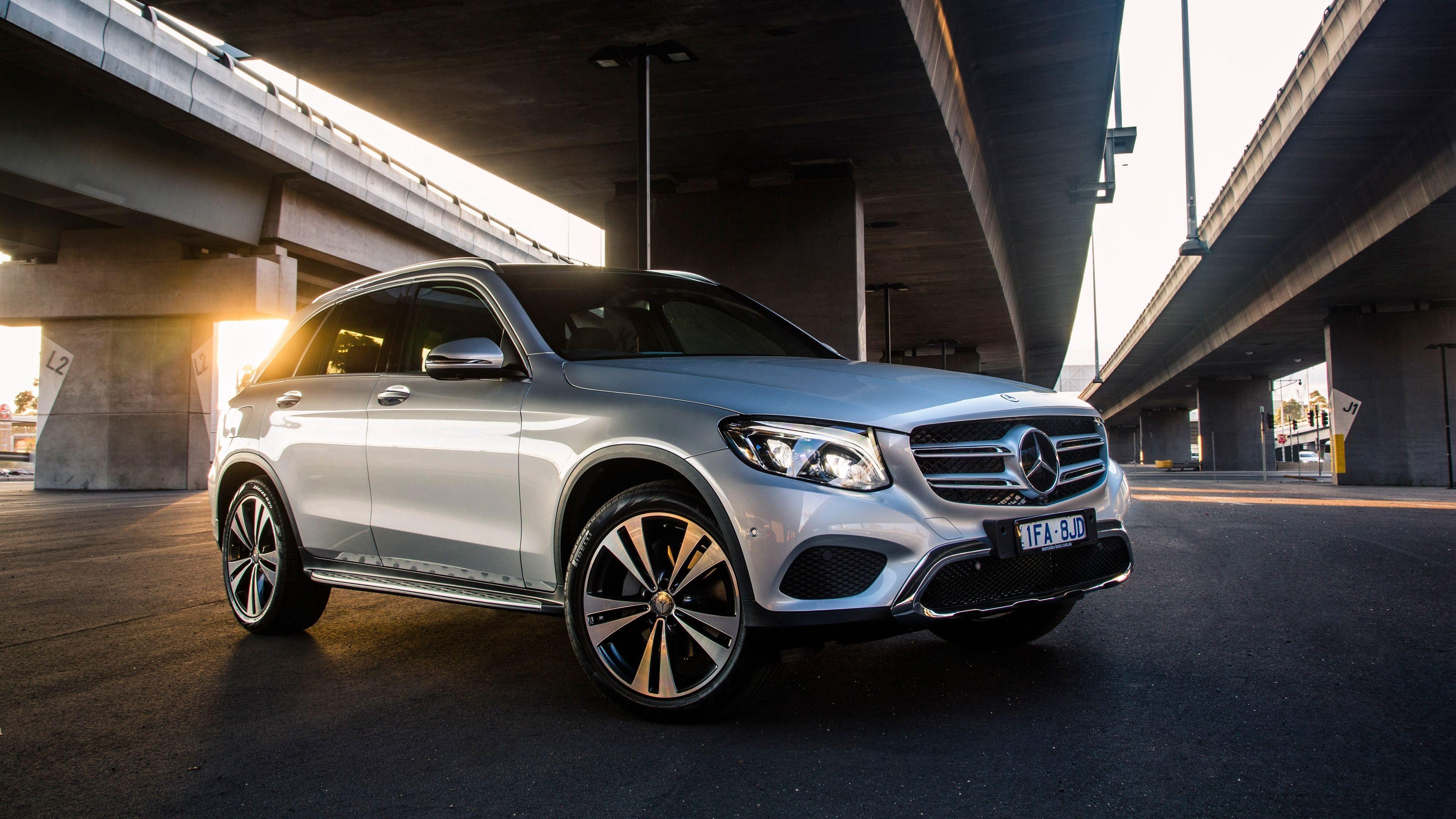 3840x2160 Mercedes GLC Wallpaper