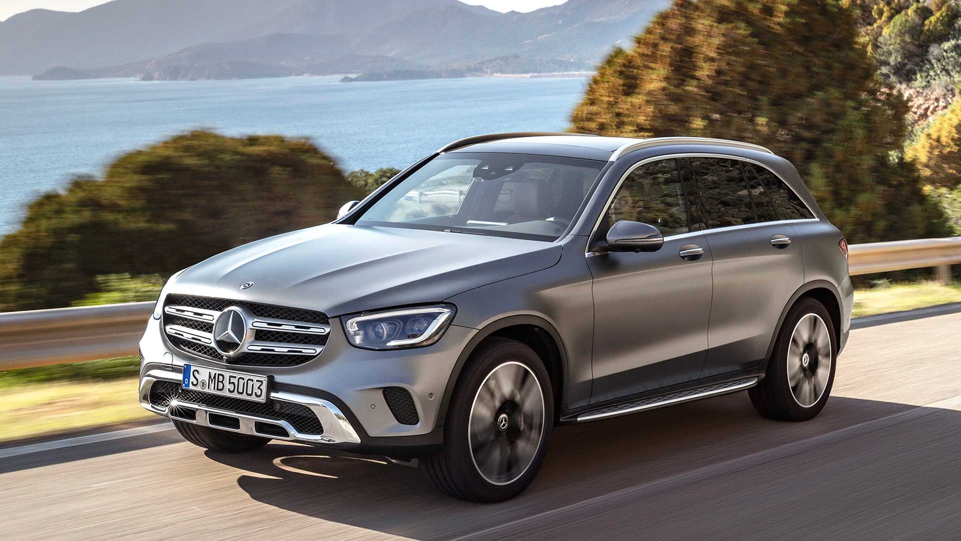 1920x1080 Mercedes GLC Shows Subtle Facelift In Official Videos