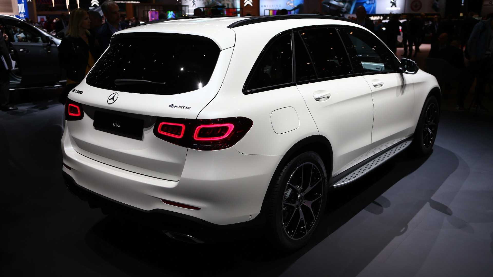 1920x1080 Mercedes Benz GLC Debuts In Geneva With Mild Facelift