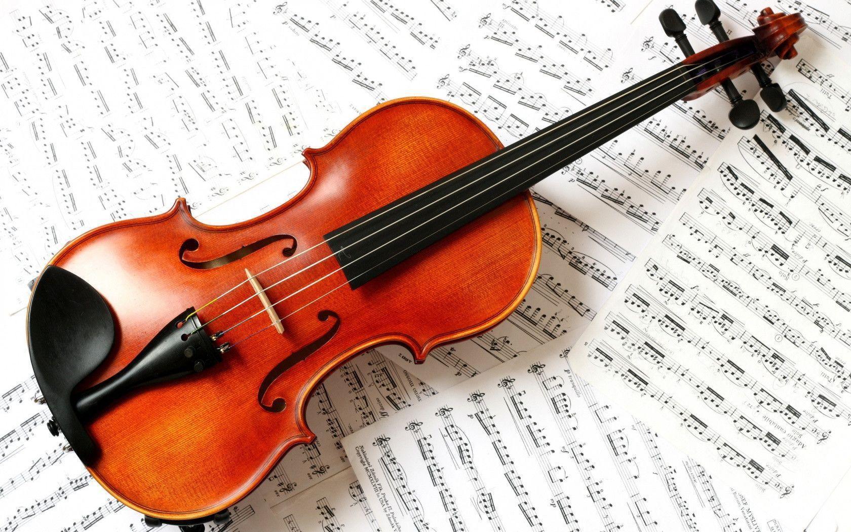 1680x1050 Violin Wallpaper