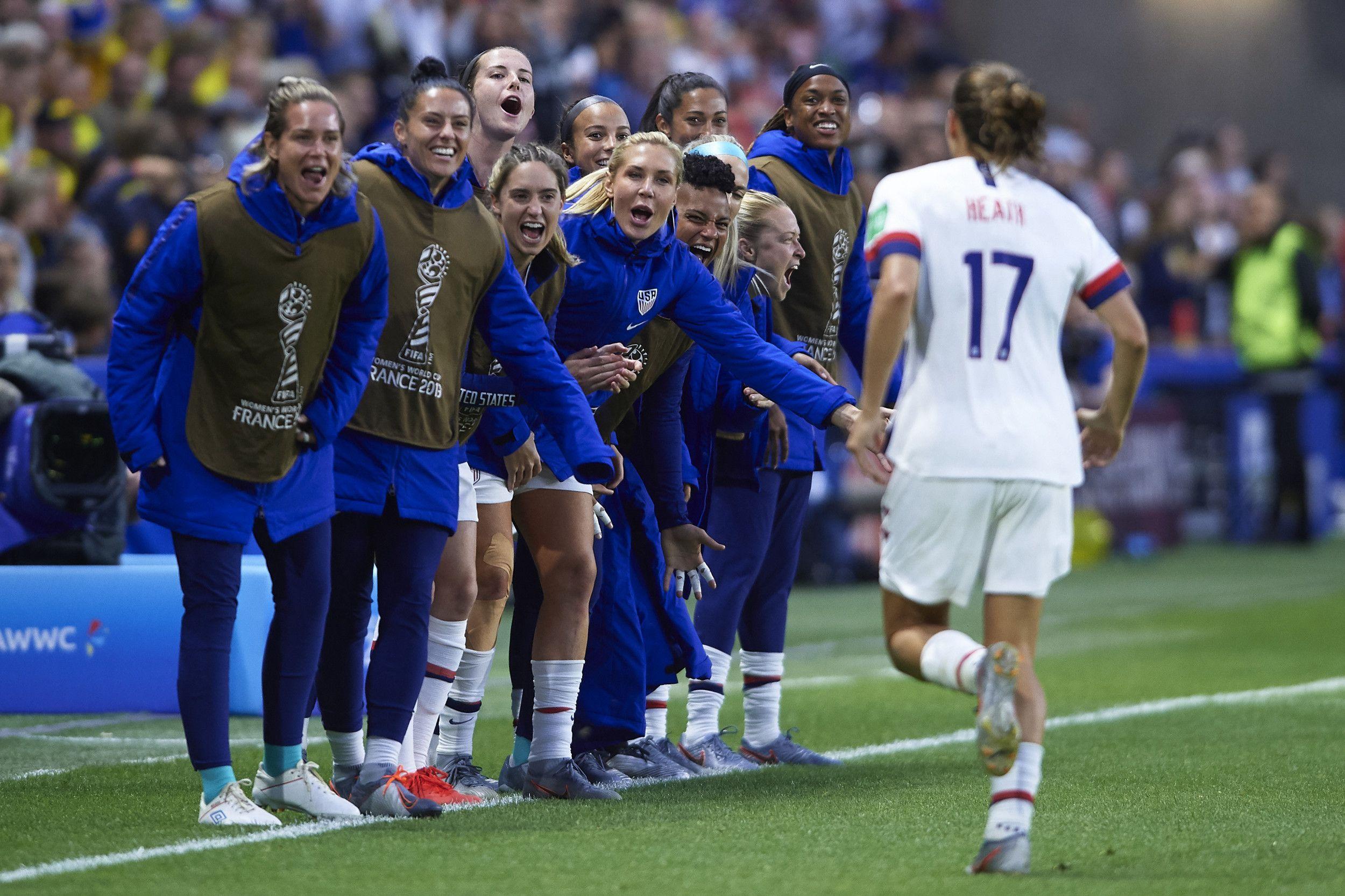 2500x1667 USA Soccer World Cup Wallpaper